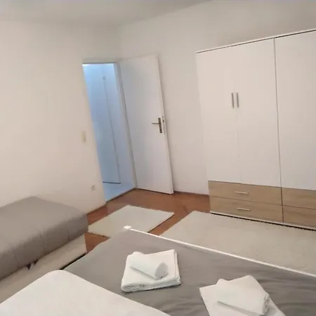 Apartman Mix Zagreb - Maksimir, Kbc Rebro, Free Parking Exterior foto
